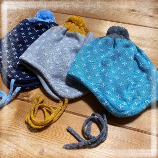 KULÍŠEK Z JEMNÉ A HLADKÉ PLETENINY. #kulichsbambulí #dětskámóda #dětskýstyl #vánočnídárek #minimel.cz